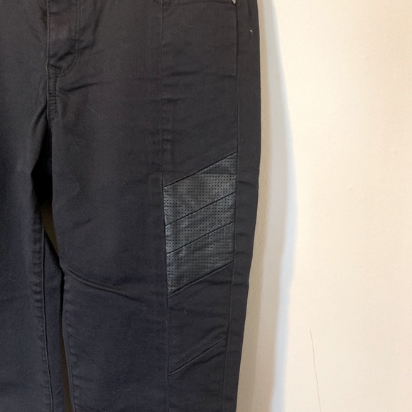 Navy Club Monaco Jeans - Picture 3 of 6